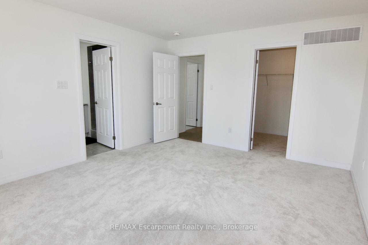 Photo 12 of 261 Velvet Way, Thorold, Rolling Meadows — HOMEH