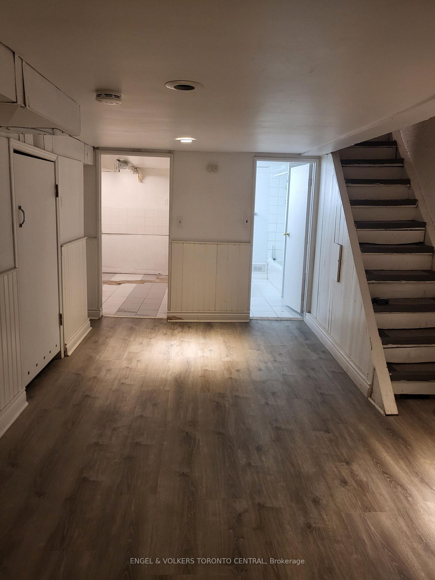 Photo 9 of 12 Endean Avenue, Toronto, South Riverdale — HOMEH
