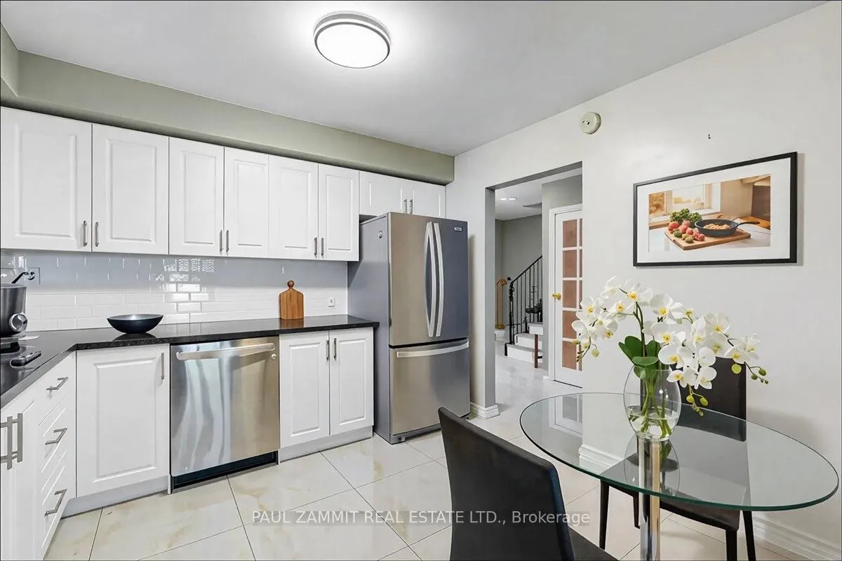 Photo 9 of 175 Simonston Boulevard, Markham, German Mills — HOMEH