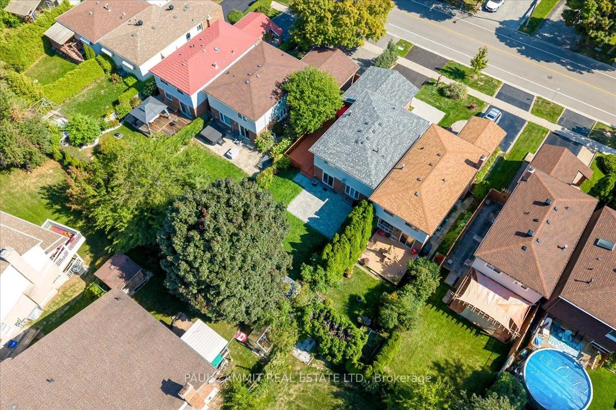 Photo 30 of 175 Simonston Boulevard, Markham, German Mills — HOMEH