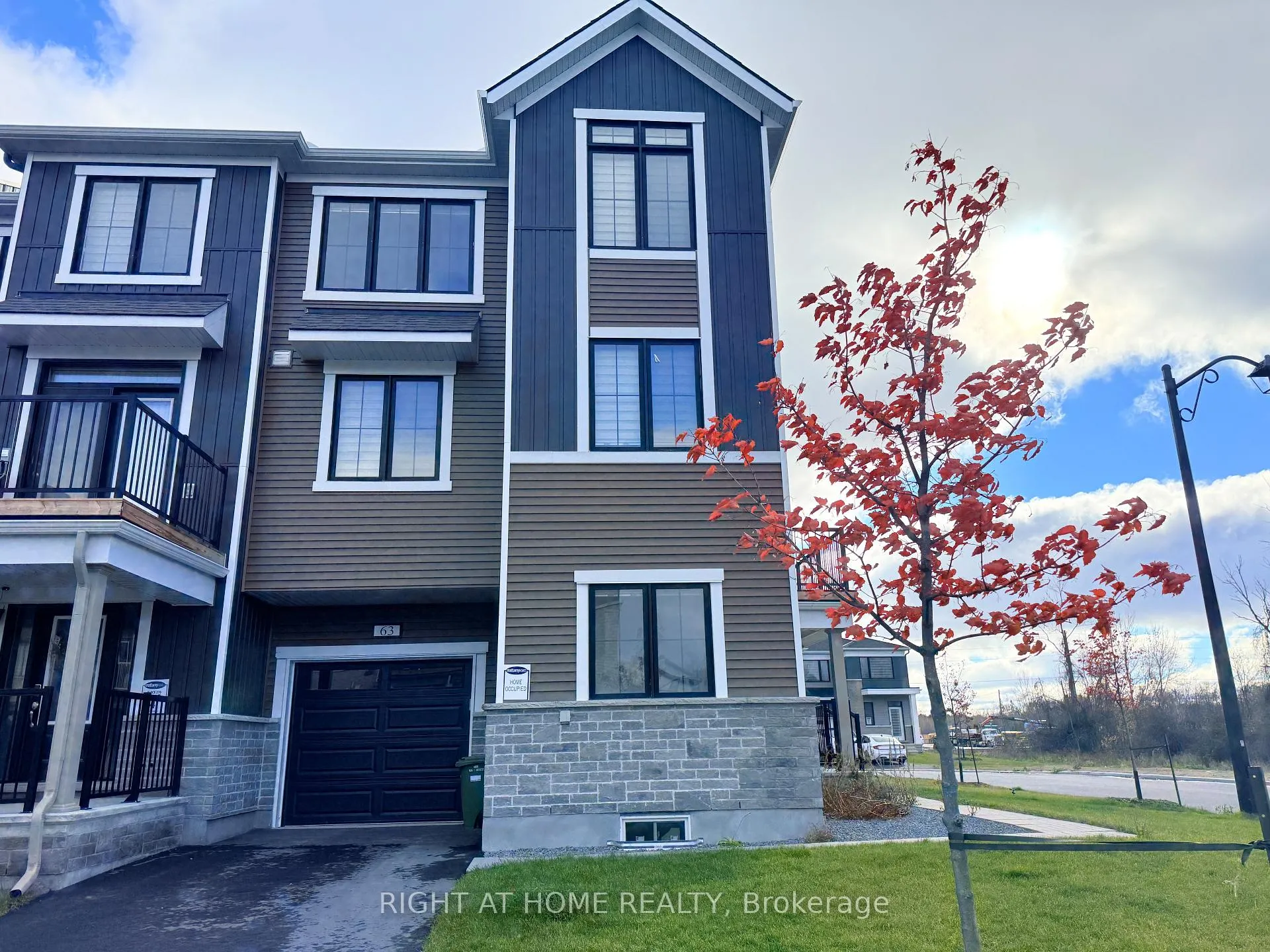 Photo 1 of 63 Stitch Mews, Ottawa, Goulbourn Twp From Franktown Rd/South To Rideau — HOMEH