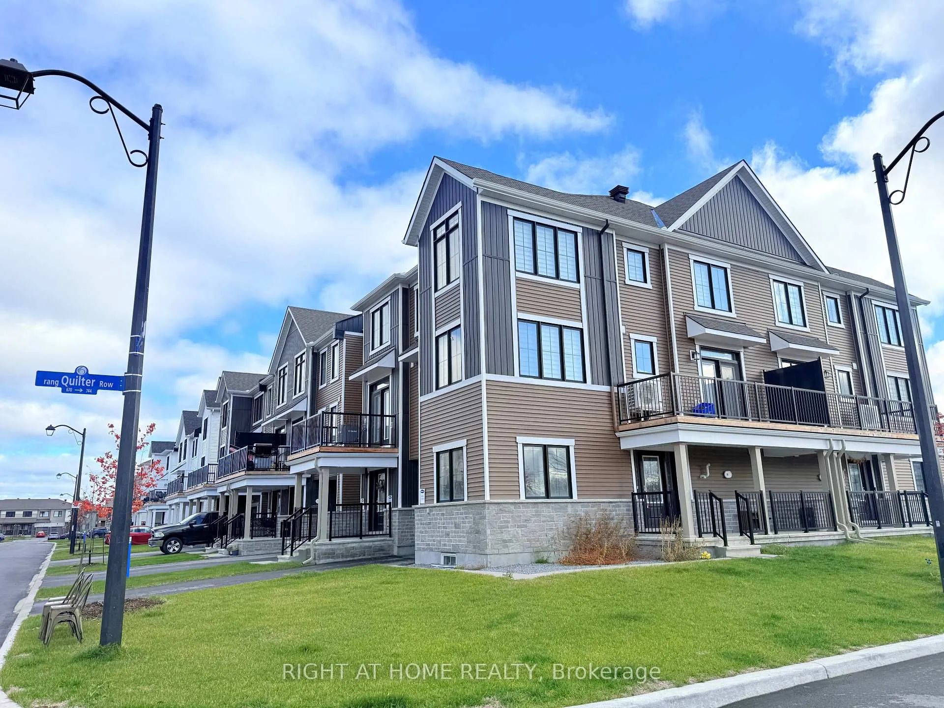 Photo 3 of 63 Stitch Mews, Ottawa, Goulbourn Twp From Franktown Rd/South To Rideau — HOMEH