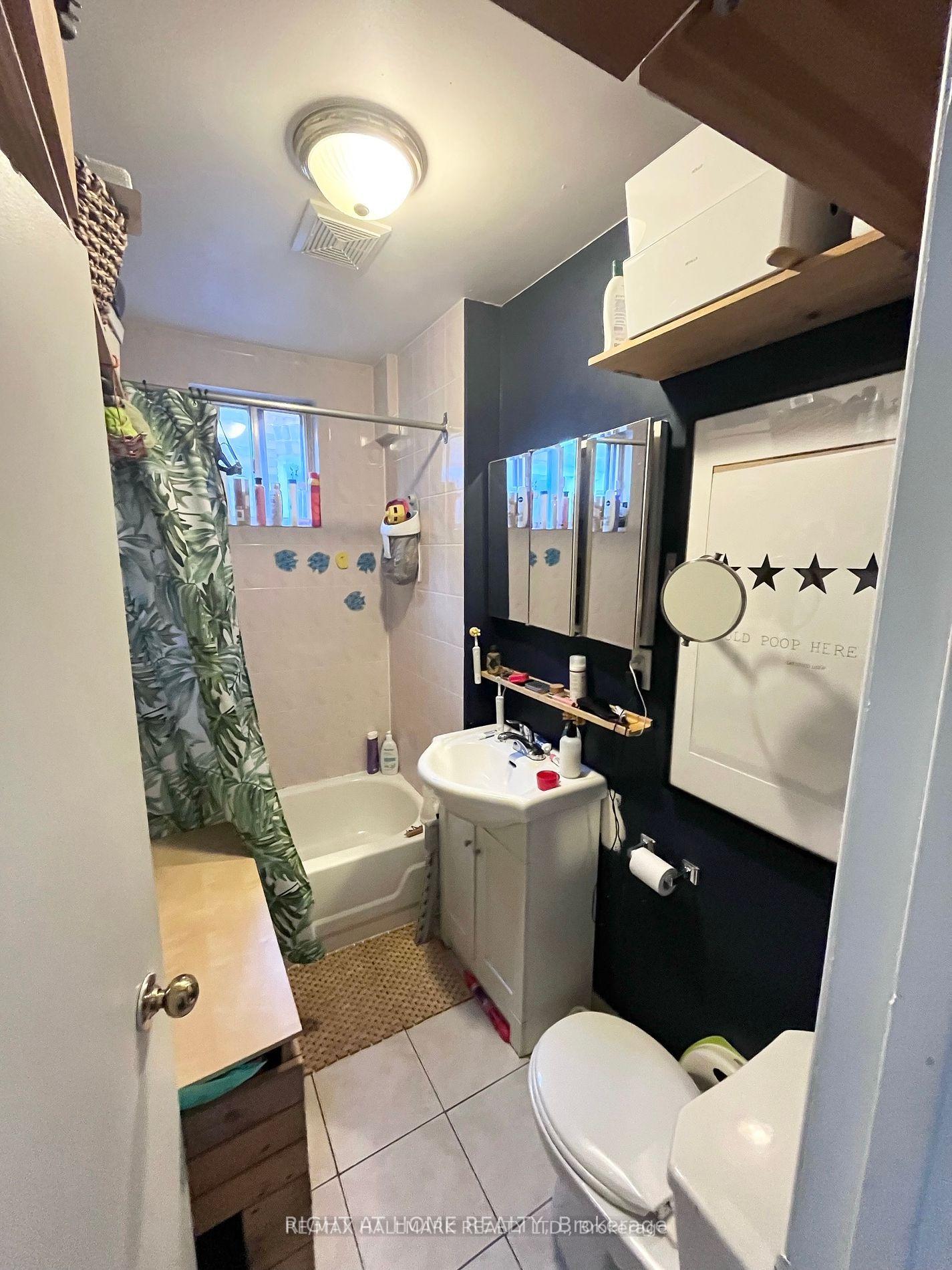 Photo 4 of Unit UPPER, 817 Pape Avenue, Toronto, Danforth — HOMEH