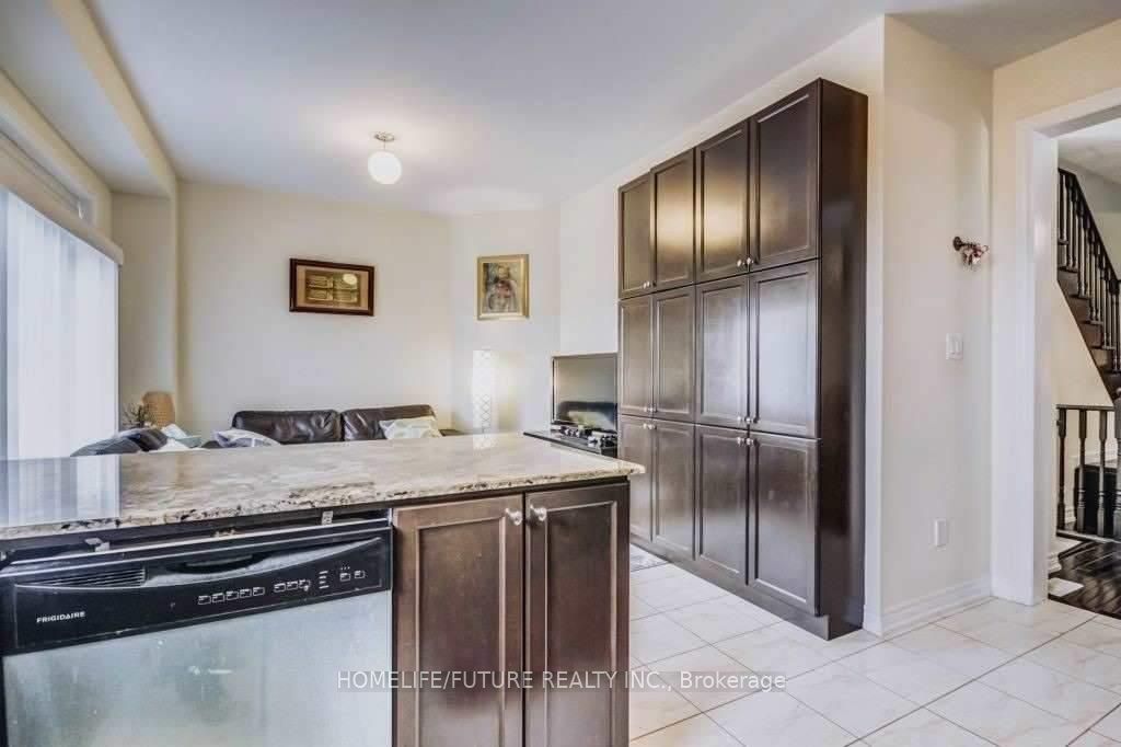 Photo 19 of 89 Hammersly Boulevard, Markham, Wismer — HOMEH