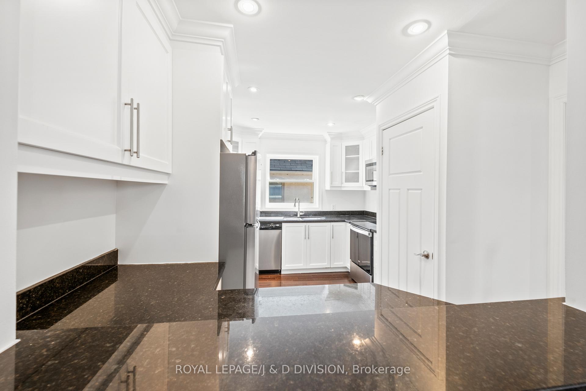 Photo 8 of Unit Second Floor, 3 Killarney Road, Toronto, Forest Hill South — HOMEH