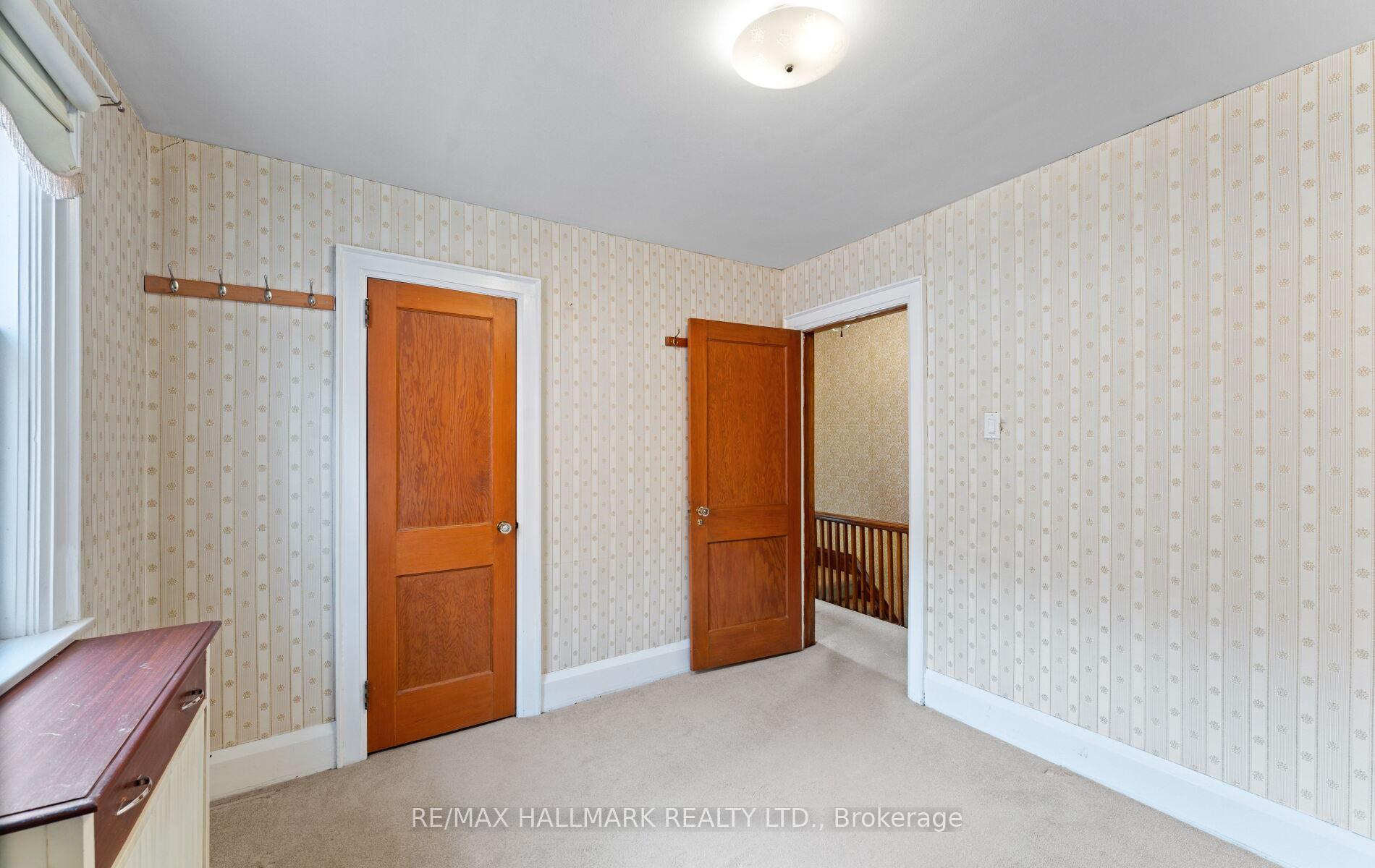 Photo 21 of 21 Kings Park Boulevard, Toronto, Danforth Village-East York — HOMEH