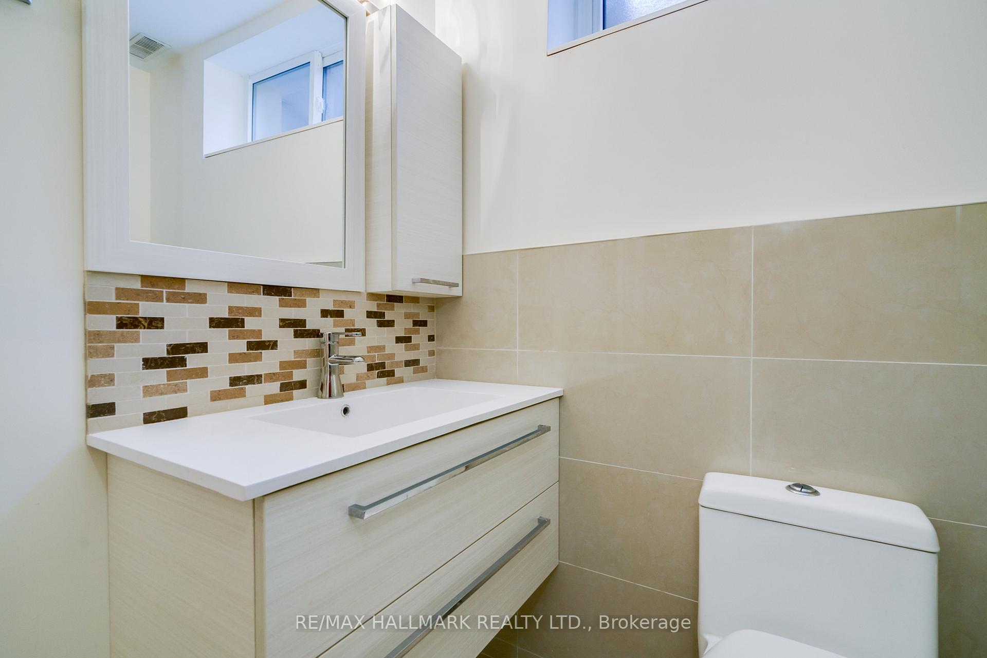 Photo 4 of Unit Lower, 200 Gowan Avenue, Toronto, Danforth Village-East York — HOMEH