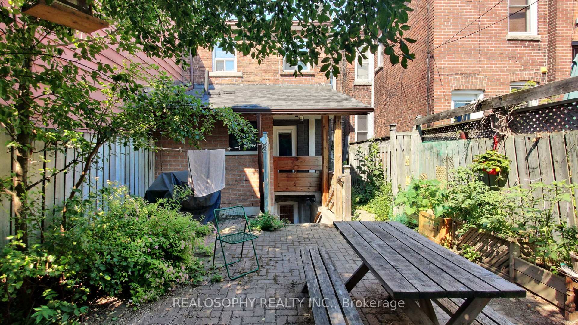 Photo 7 of Unit Lower, 449A Brock Avenue, Toronto, Dufferin Grove — HOMEH