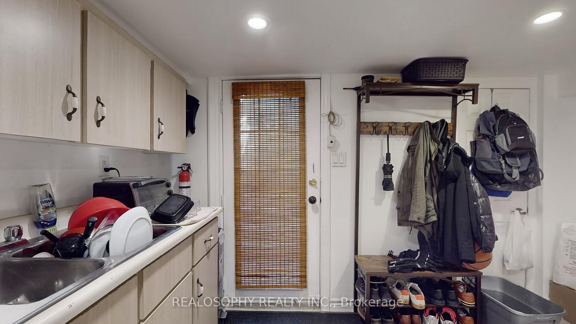 Photo 8 of Unit Lower, 449A Brock Avenue, Toronto, Dufferin Grove — HOMEH