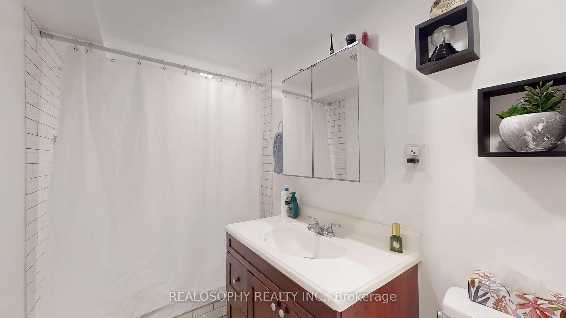 Photo 22 of Unit Lower, 449A Brock Avenue, Toronto, Dufferin Grove — HOMEH