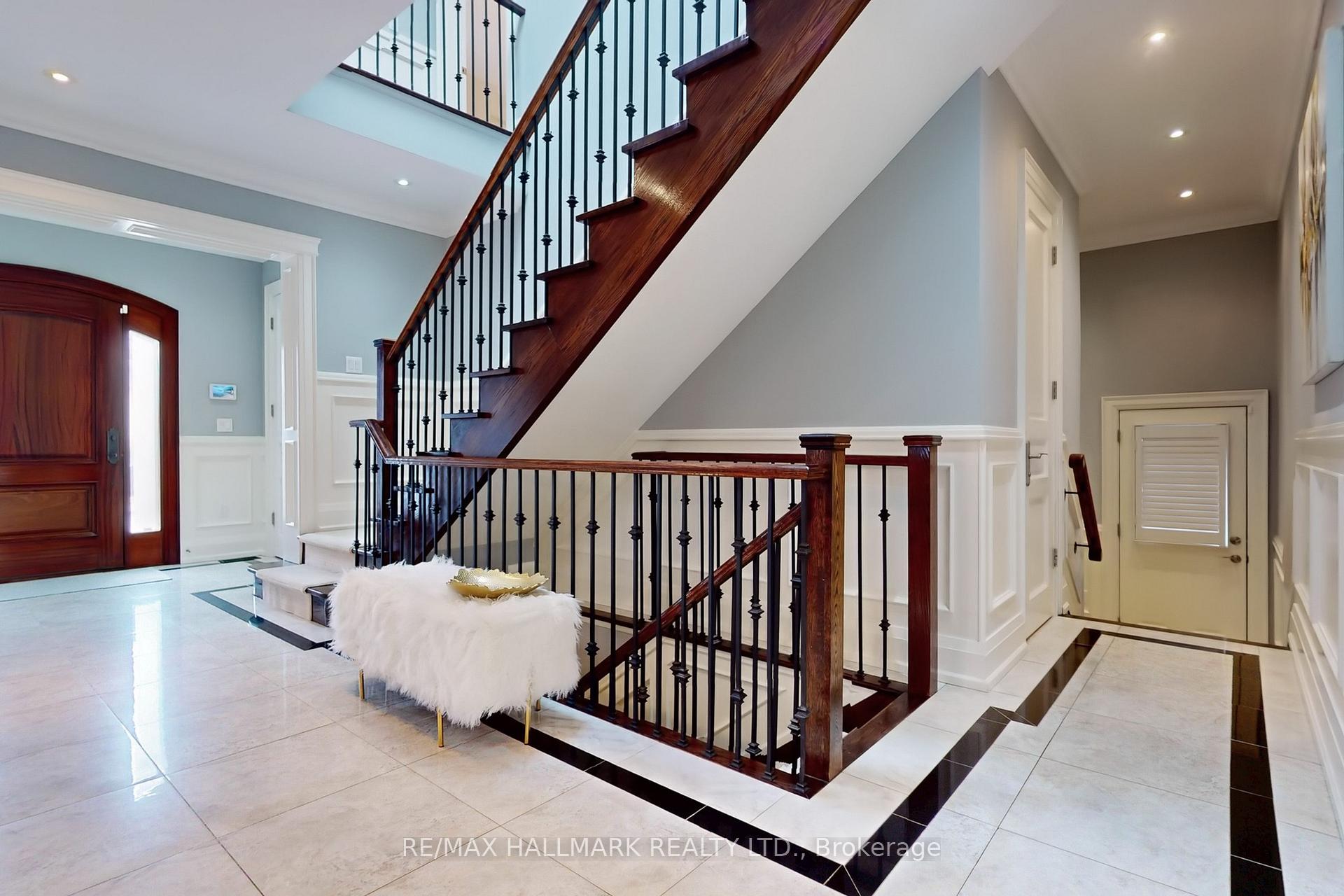 Photo 4 of 194 Parkview Hill Crescent, Toronto, O'Connor-Parkview — HOMEH