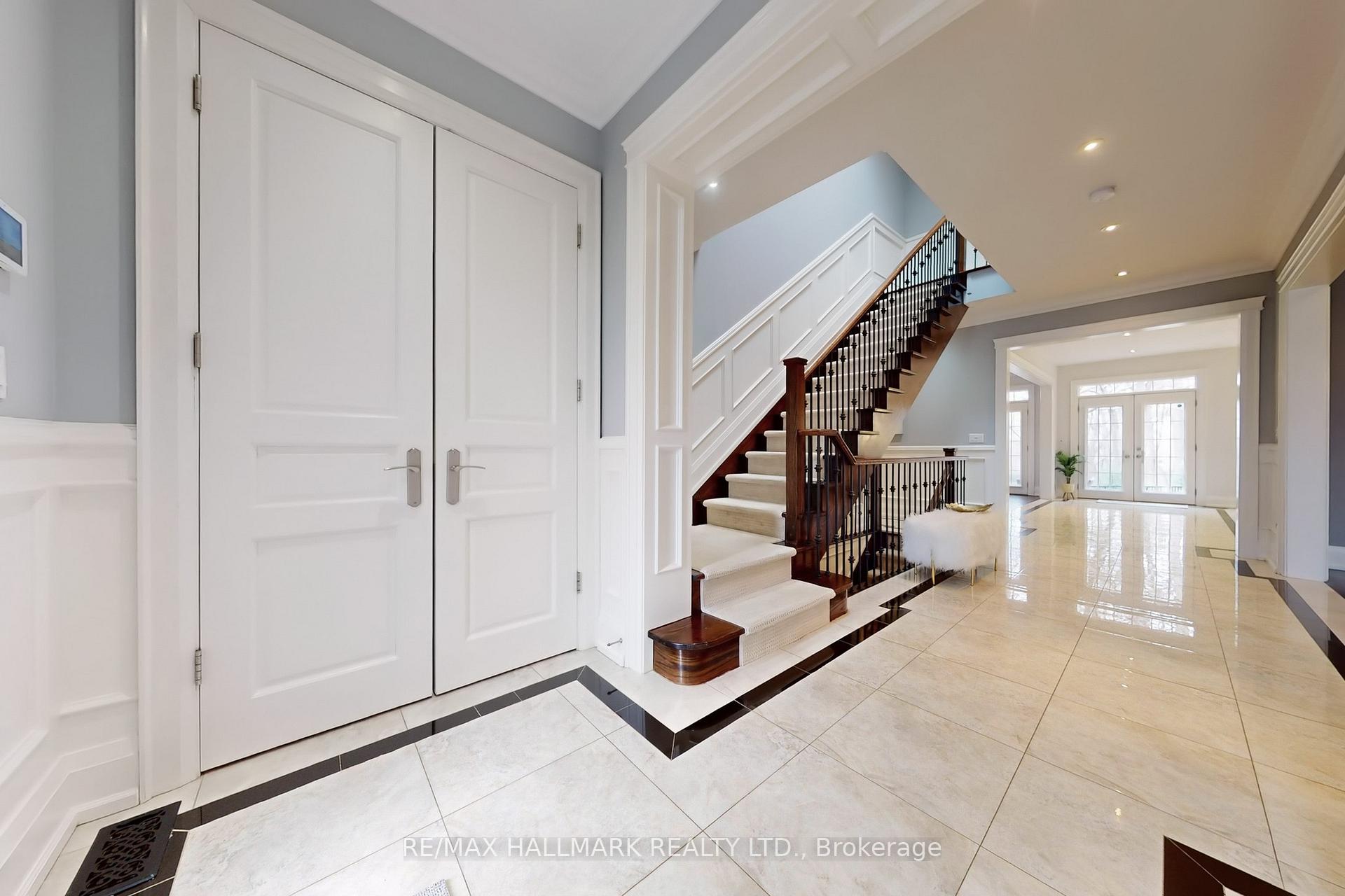 Photo 5 of 194 Parkview Hill Crescent, Toronto, O'Connor-Parkview — HOMEH