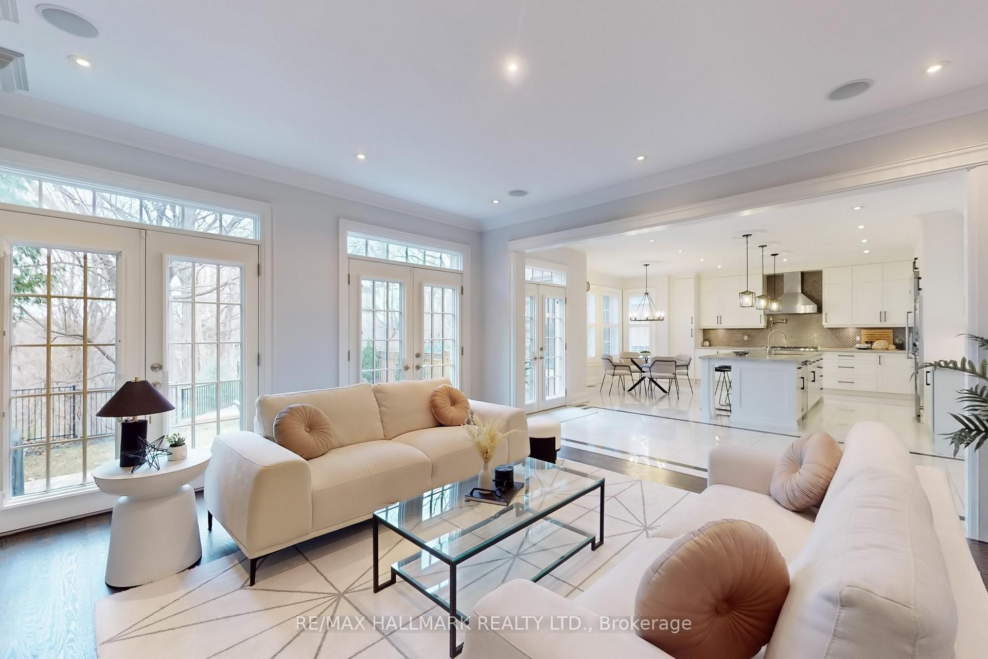 Photo 7 of 194 Parkview Hill Crescent, Toronto, O'Connor-Parkview — HOMEH