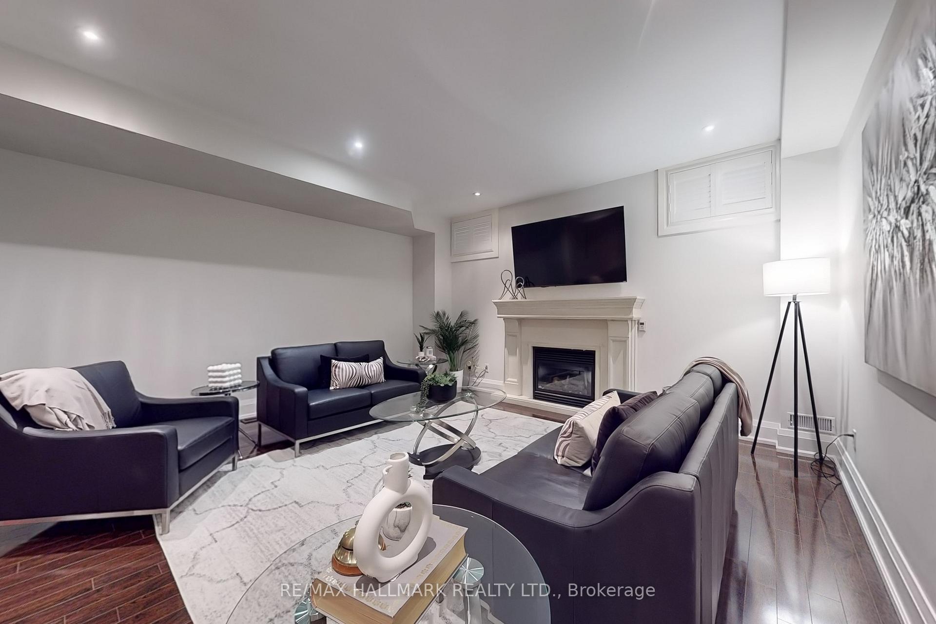Photo 29 of 194 Parkview Hill Crescent, Toronto, O'Connor-Parkview — HOMEH