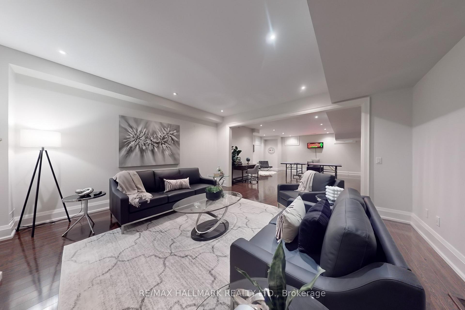 Photo 31 of 194 Parkview Hill Crescent, Toronto, O'Connor-Parkview — HOMEH