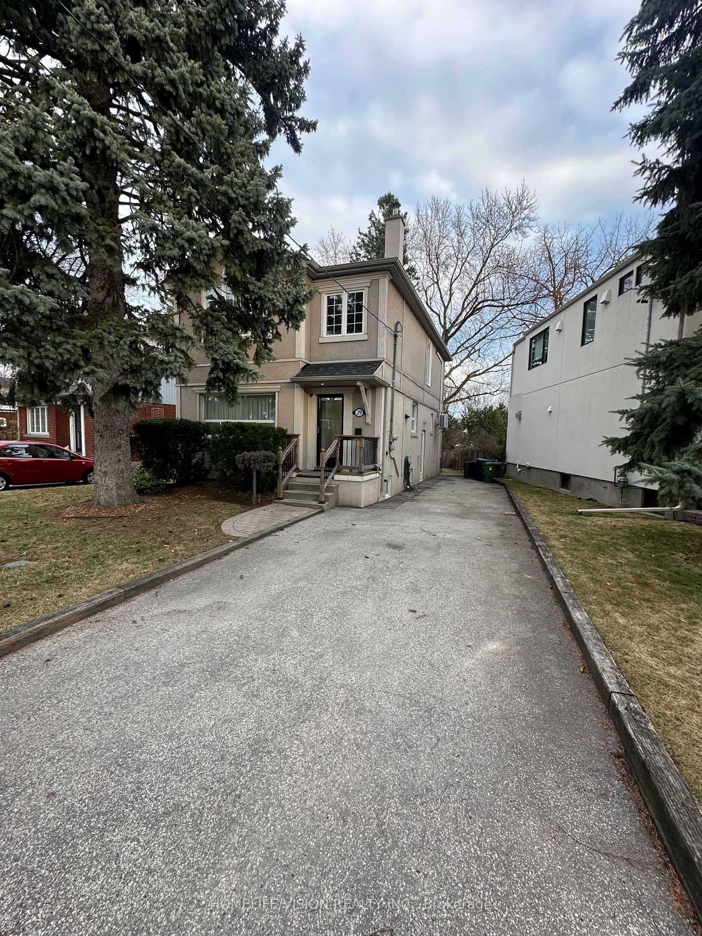 Photo 3 of 29 Glencrest Boulevard, Toronto, O'Connor-Parkview — HOMEH