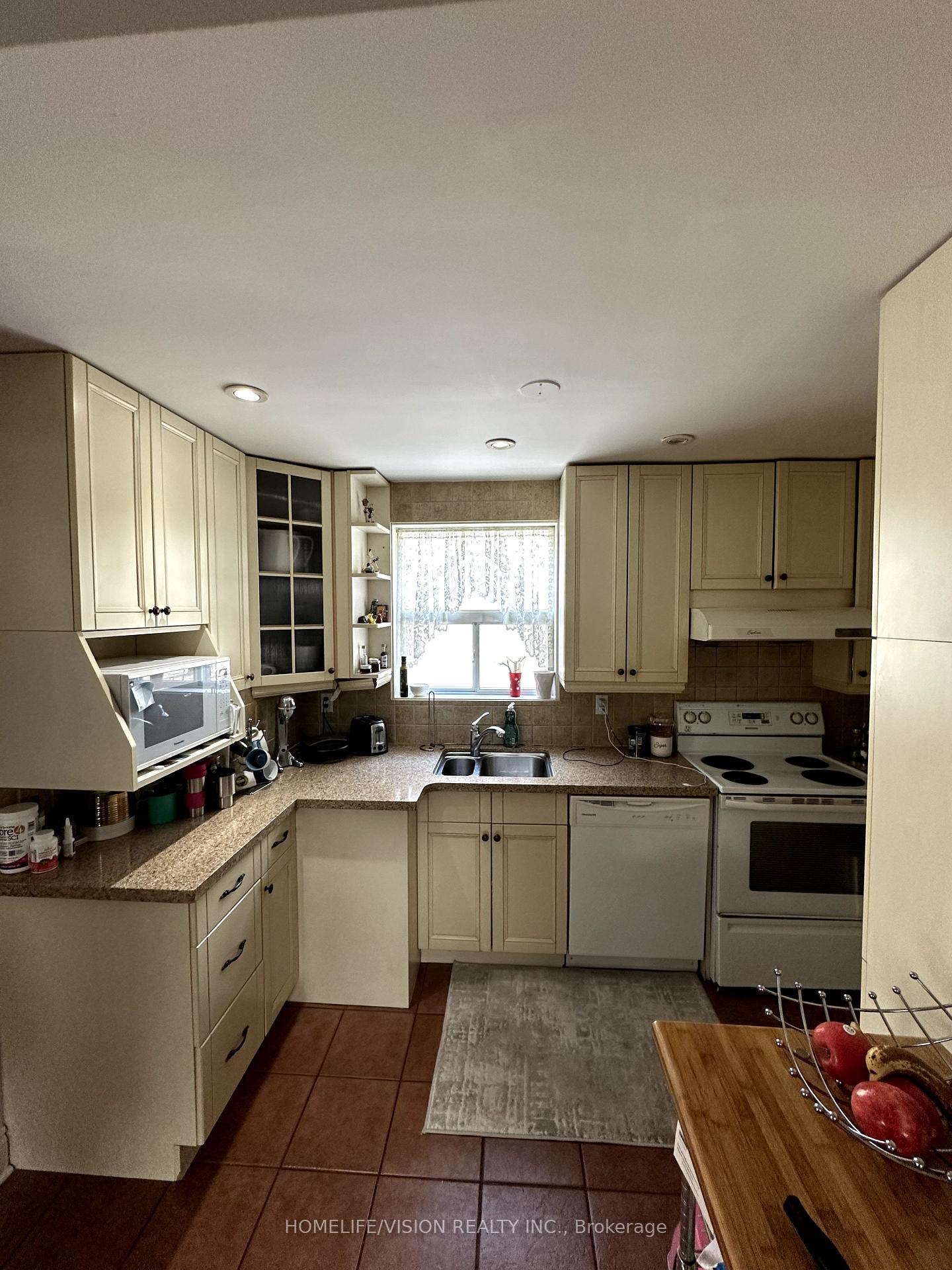 Photo 12 of 29 Glencrest Boulevard, Toronto, O'Connor-Parkview — HOMEH