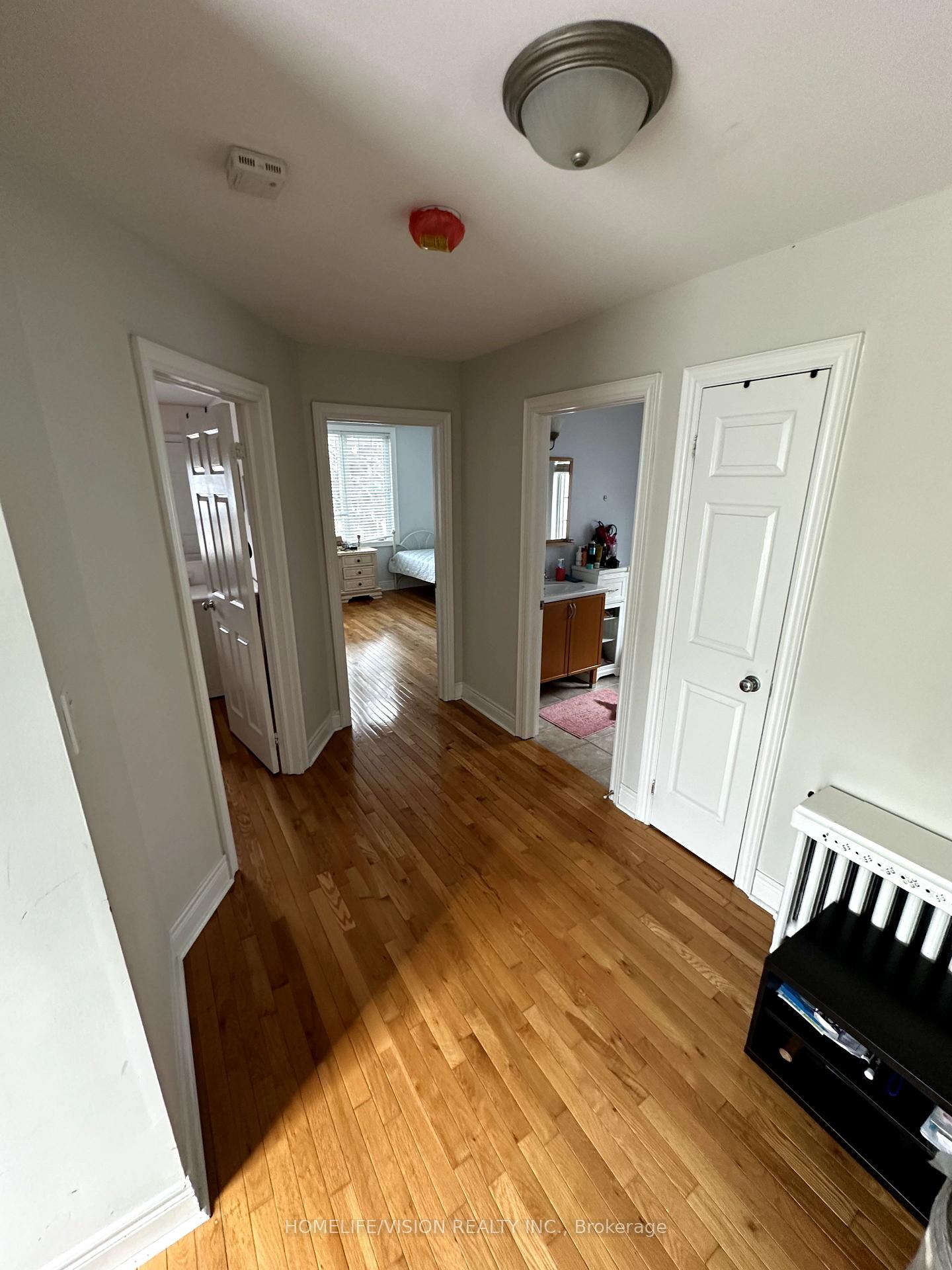 Photo 21 of 29 Glencrest Boulevard, Toronto, O'Connor-Parkview — HOMEH