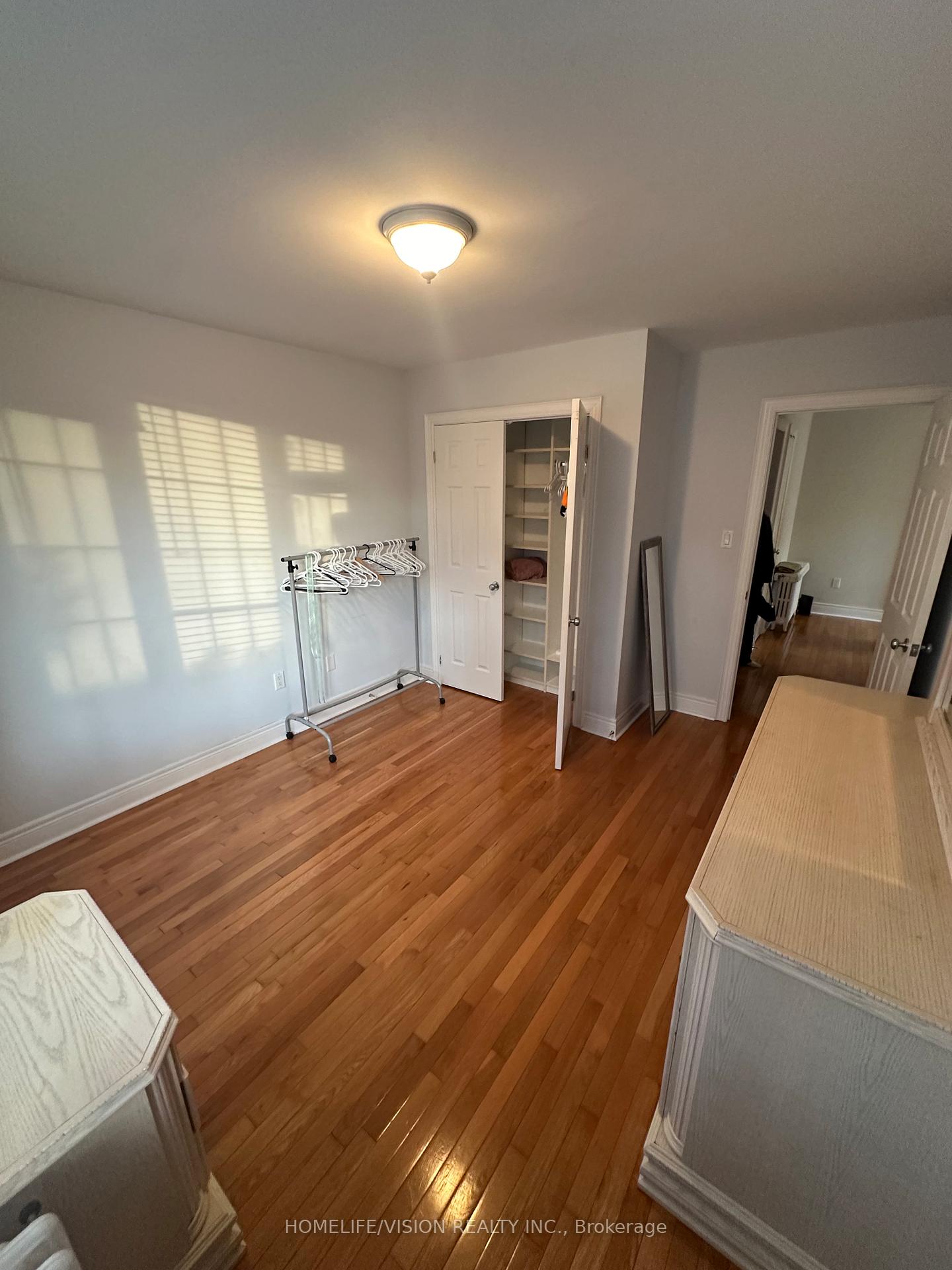 Photo 37 of 29 Glencrest Boulevard, Toronto, O'Connor-Parkview — HOMEH