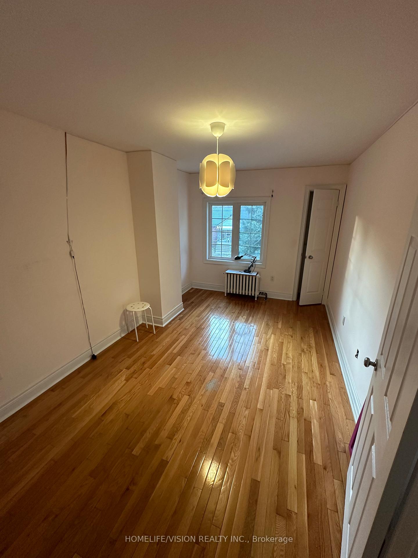 Photo 39 of 29 Glencrest Boulevard, Toronto, O'Connor-Parkview — HOMEH