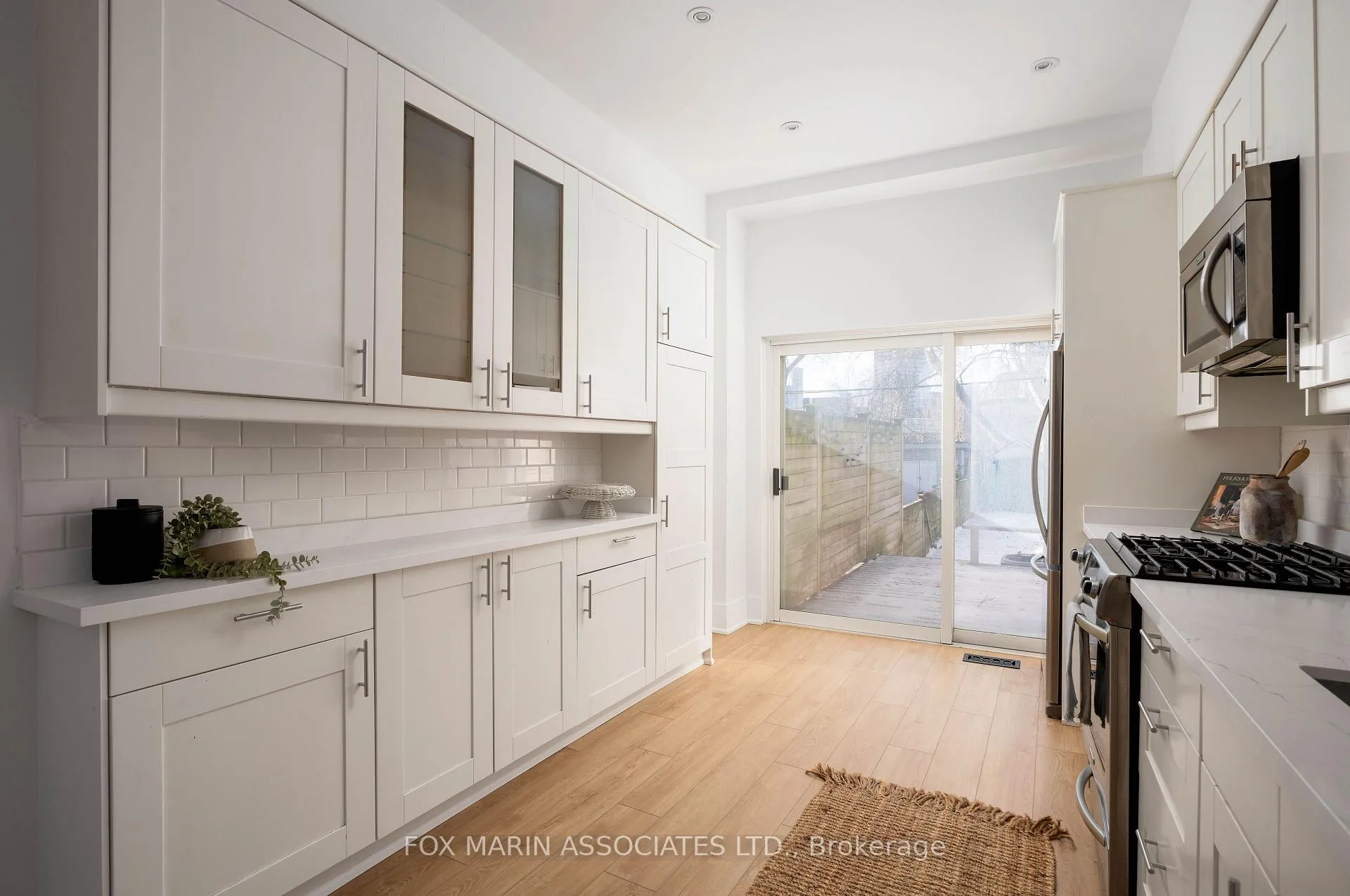 Photo 16 of 34 Lewis Street, Toronto, South Riverdale — HOMEH