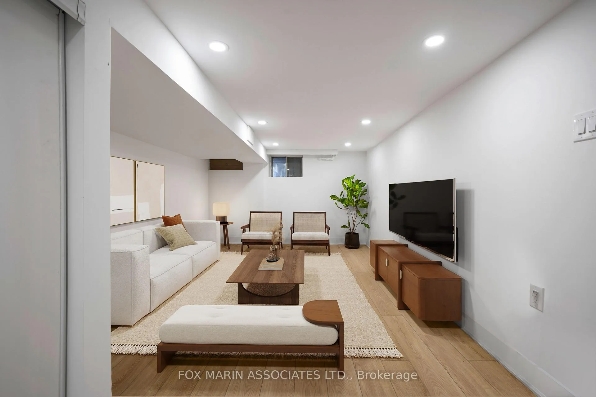 Photo 32 of 34 Lewis Street, Toronto, South Riverdale — HOMEH