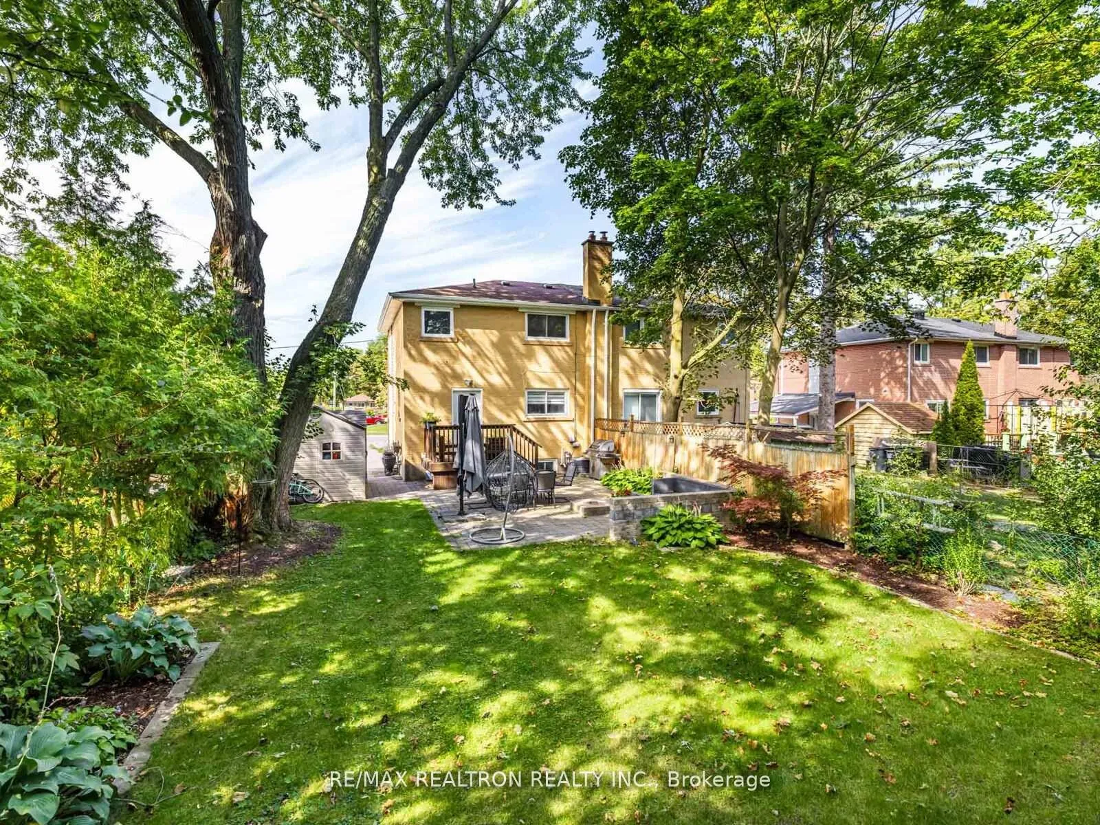 Photo 25 of 19 Davis Road, Aurora, Aurora Highlands — HOMEH