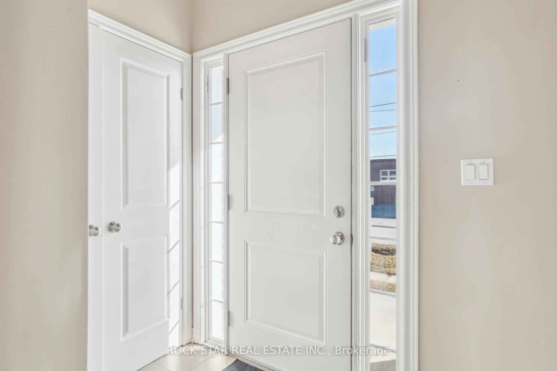 Photo 4 of 83 Wellington Street N, Thorold, Thorold Downtown — HOMEH