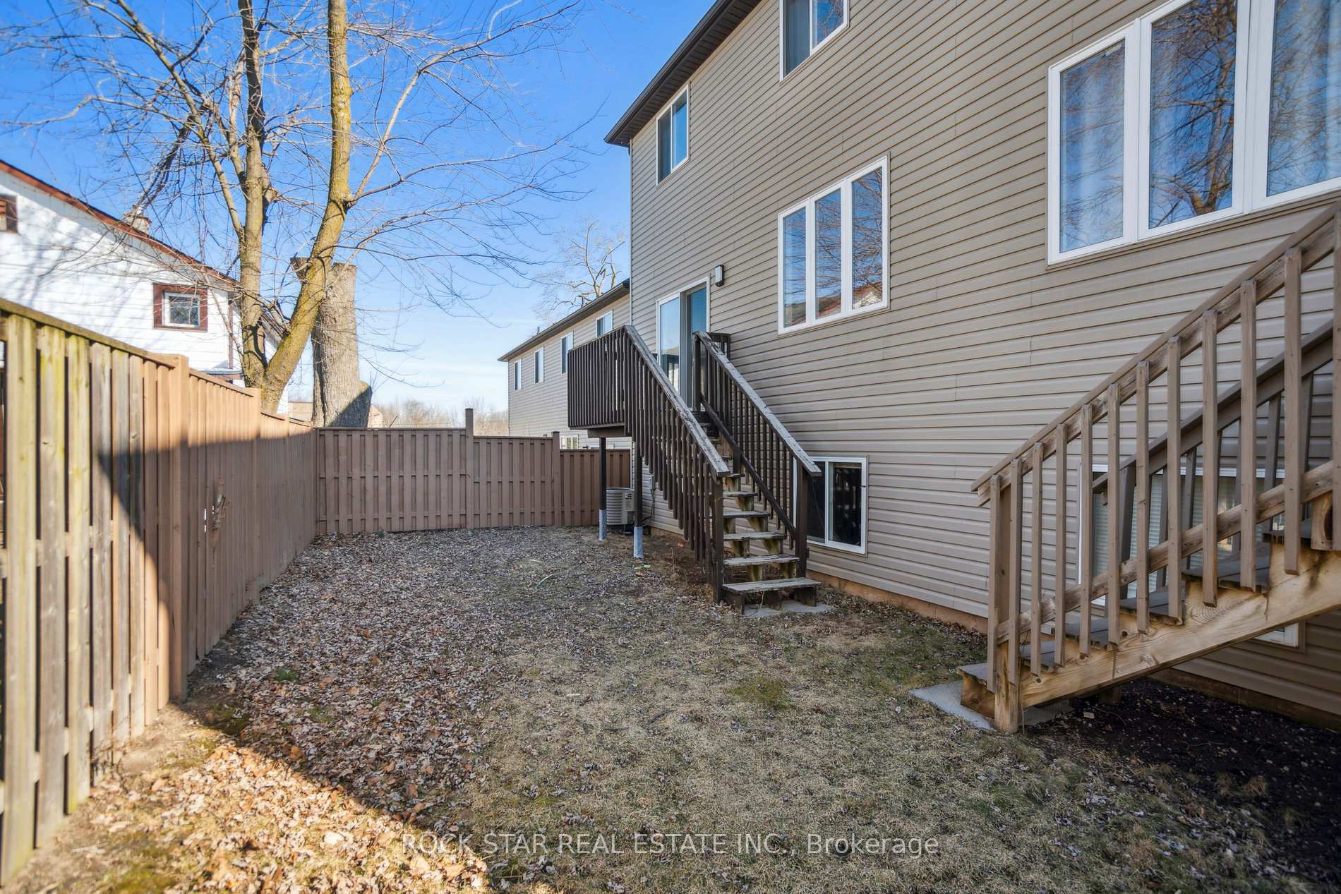 Photo 32 of 83 Wellington Street N, Thorold, Thorold Downtown — HOMEH