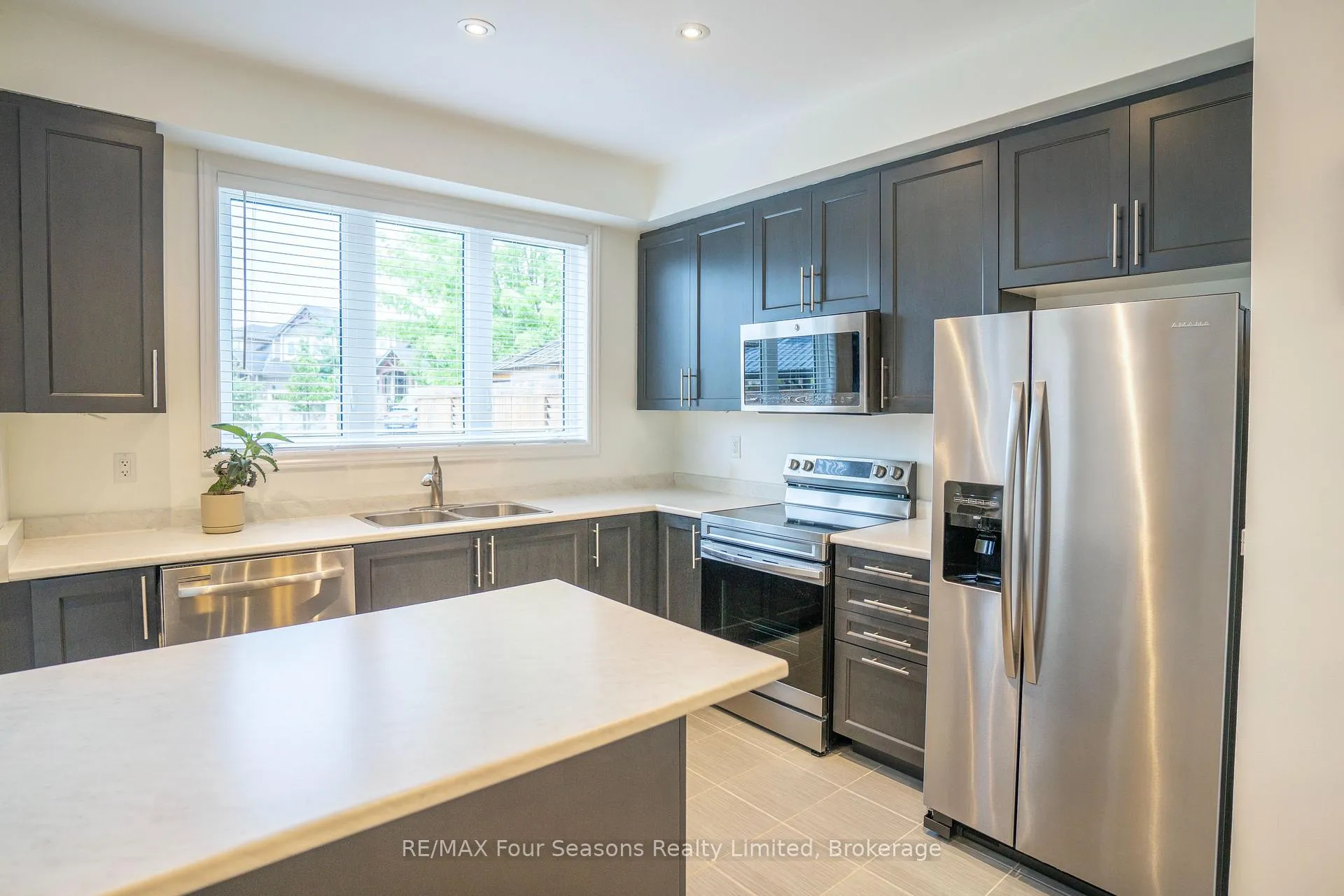 Photo 11 of 42 Lett Avenue, Collingwood — HOMEH