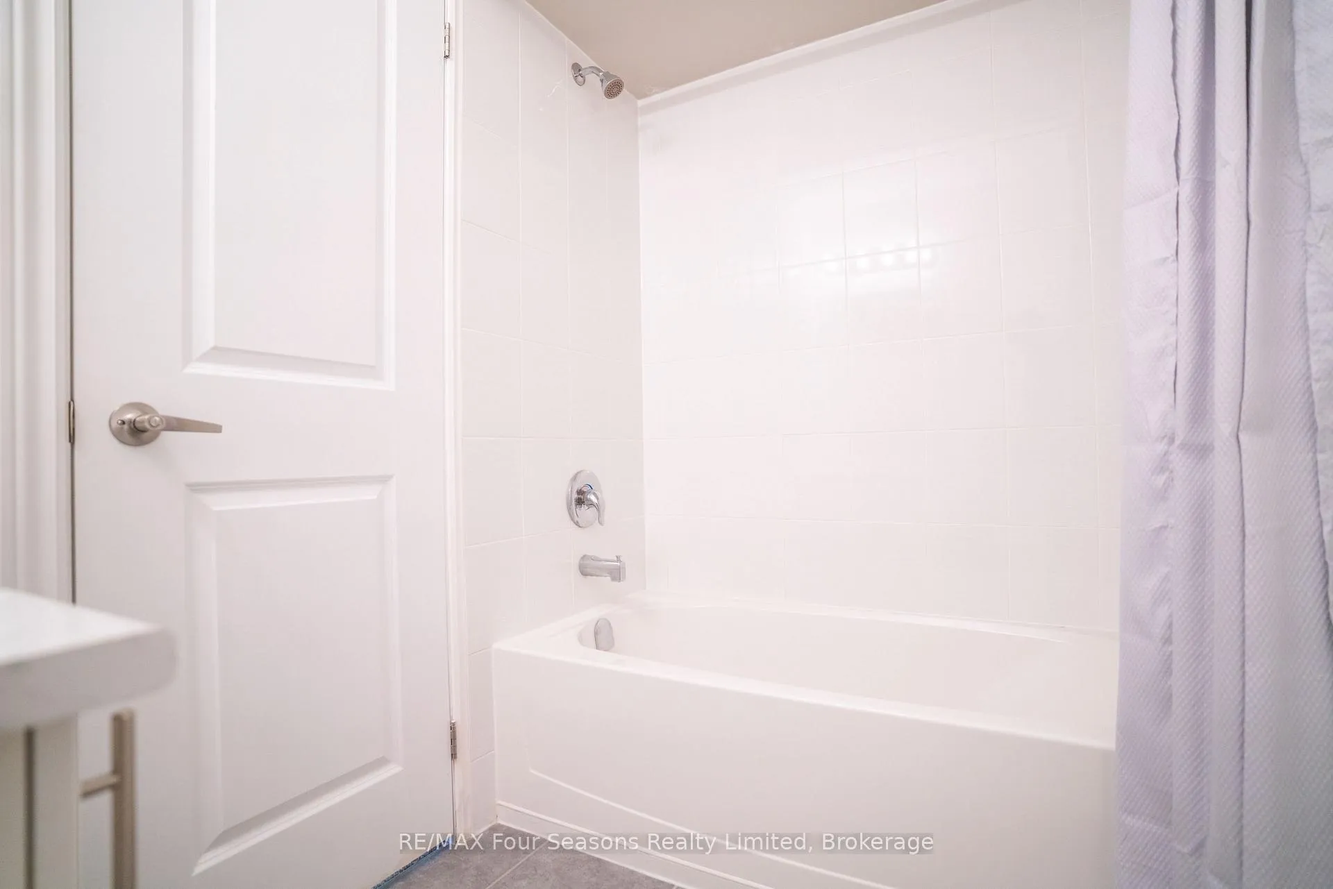 Photo 20 of 42 Lett Avenue, Collingwood — HOMEH