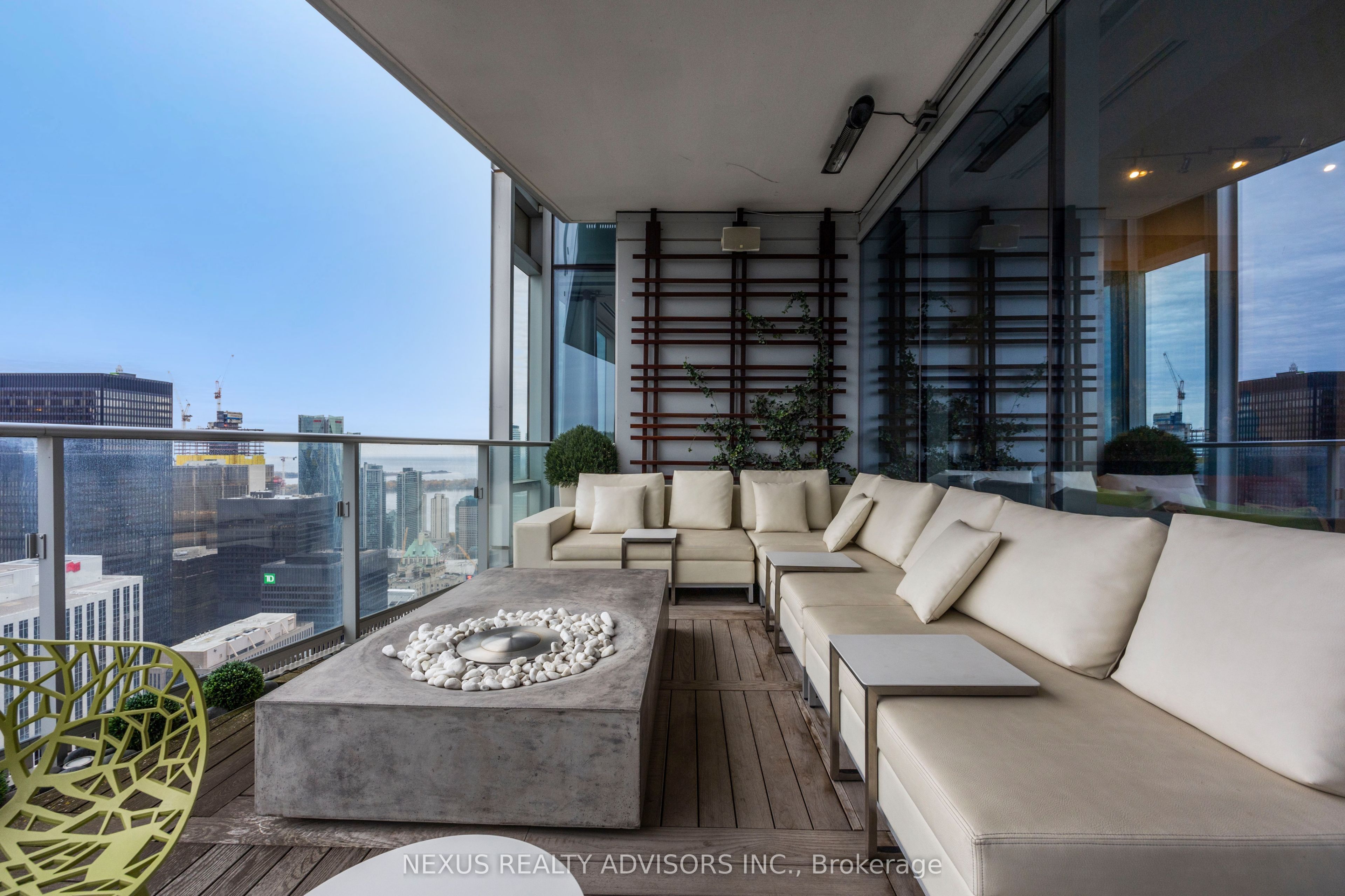 Photo 74 of Unit 6005, 180 University Avenue, Toronto, University — HOMEH