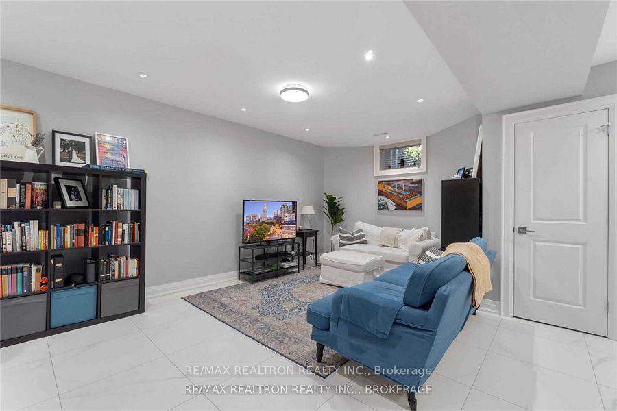 Photo 1 of Unit Lower, 119 Balmoral Avenue, Toronto, Yonge-St. Clair — HOMEH