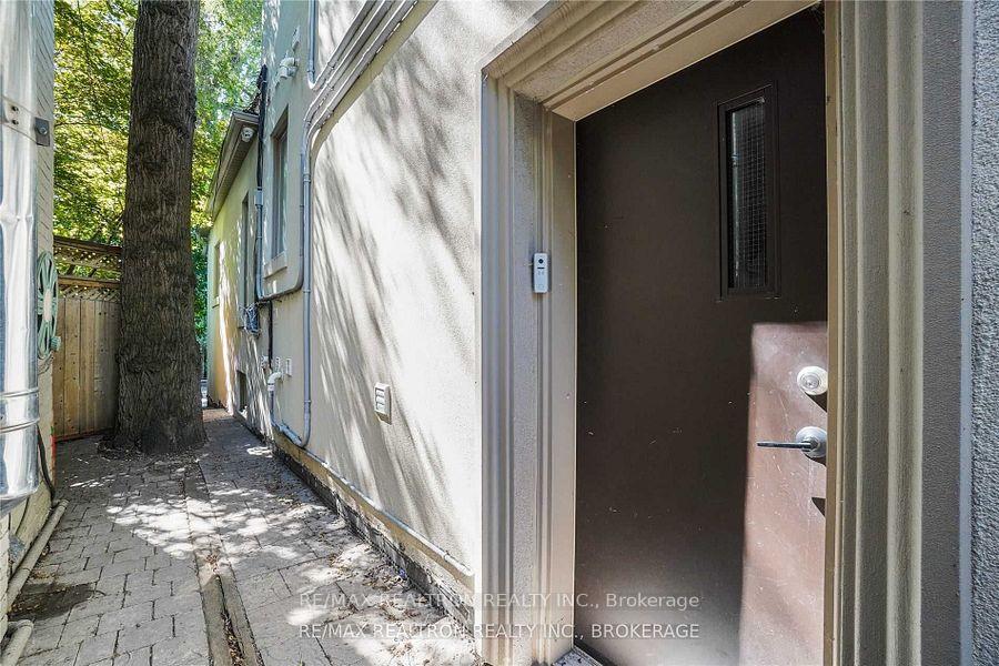 Photo 21 of Unit Lower, 119 Balmoral Avenue, Toronto, Yonge-St. Clair — HOMEH