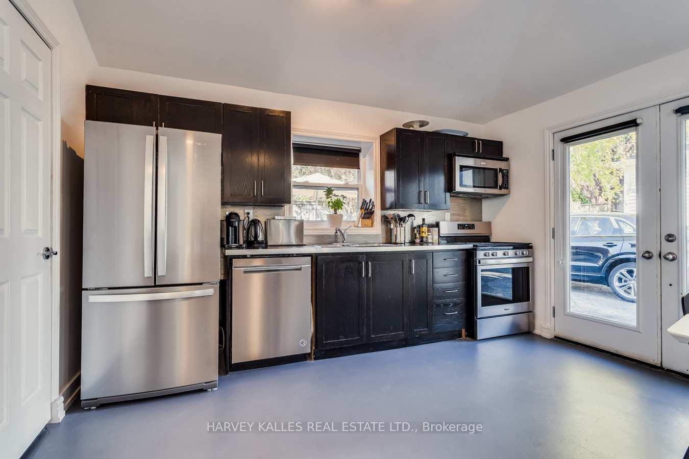 Photo 15 of Unit Coach, 42 Lakeview Avenue, Toronto, Trinity-Bellwoods — HOMEH