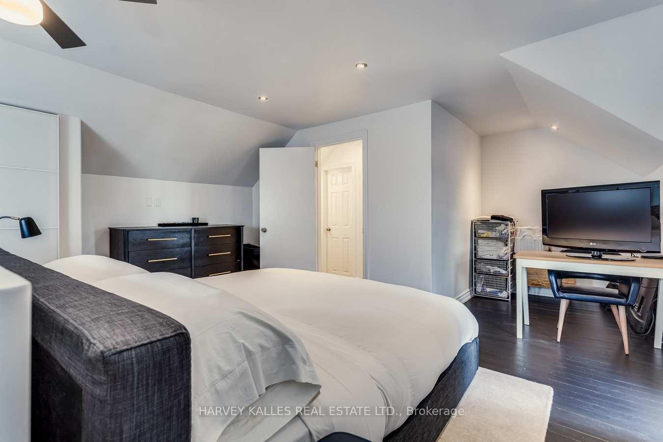 Photo 19 of Unit Coach, 42 Lakeview Avenue, Toronto, Trinity-Bellwoods — HOMEH