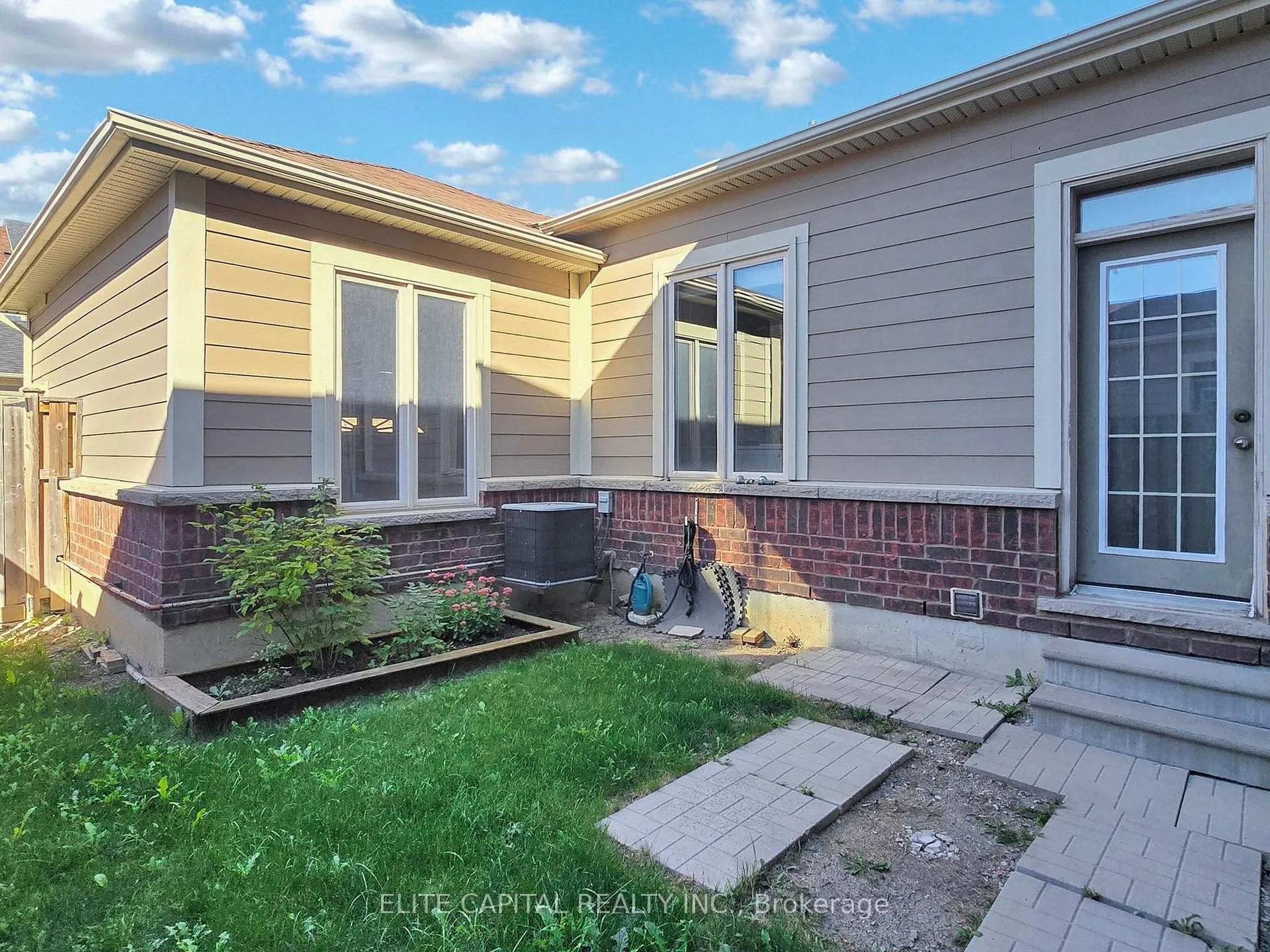 Photo 42 of 28 Ivory Silk Drive, Markham, Cathedraltown — HOMEH