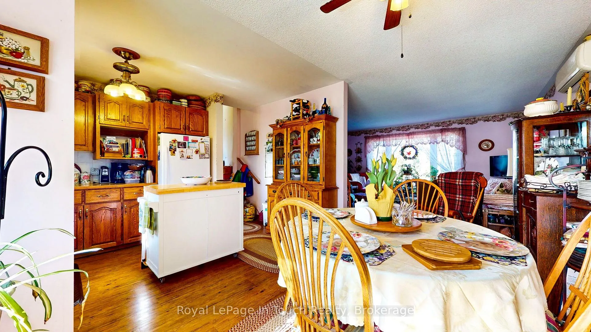 Photo 19 of 14 Seneca Crescent, Tiny, Rural Tiny — HOMEH