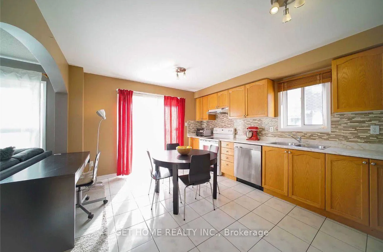 Photo 4 of Unit MAIN, 312 Edenbrook Hill Drive, Brampton, Fletcher's Meadow — HOMEH