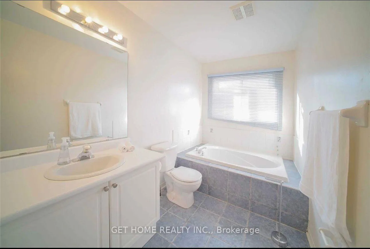 Photo 10 of Unit MAIN, 312 Edenbrook Hill Drive, Brampton, Fletcher's Meadow — HOMEH