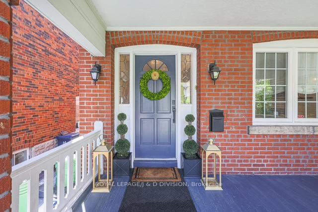 Photo 2 of 269 St Clements Avenue, Toronto, Yonge-Eglinton — HOMEH