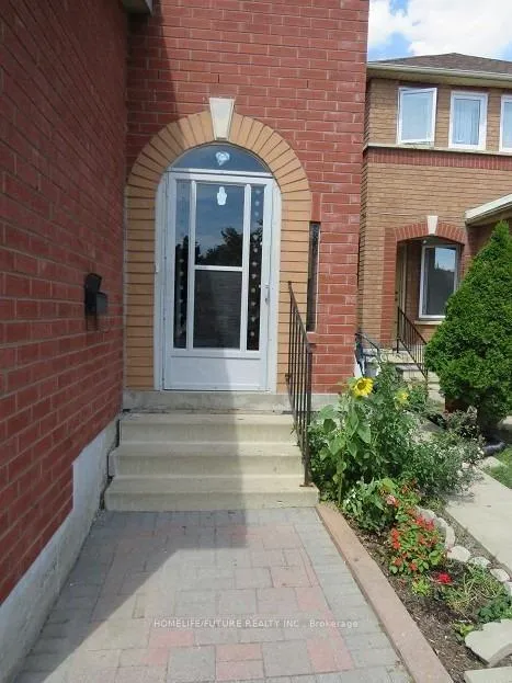 Photo 2 of 105 Kruger Road, Markham, Middlefield — HOMEH