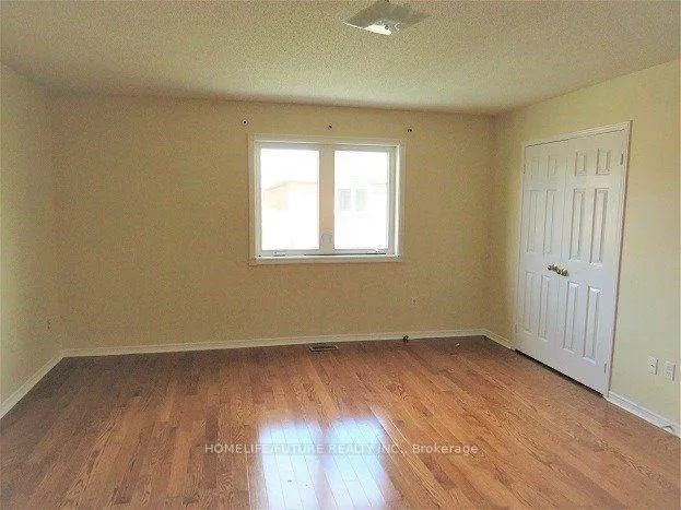 Photo 6 of 105 Kruger Road, Markham, Middlefield — HOMEH
