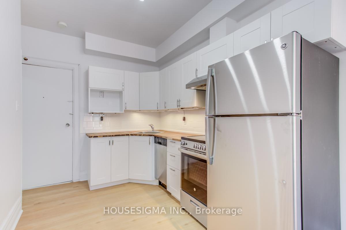 Photo 4 of Unit 2, 663 Huron Street, Toronto, The Annex — HOMEH
