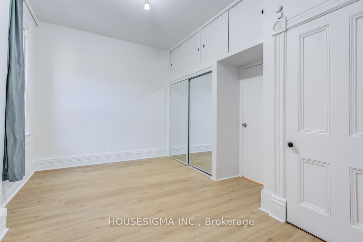 Photo 5 of Unit 2, 663 Huron Street, Toronto, The Annex — HOMEH