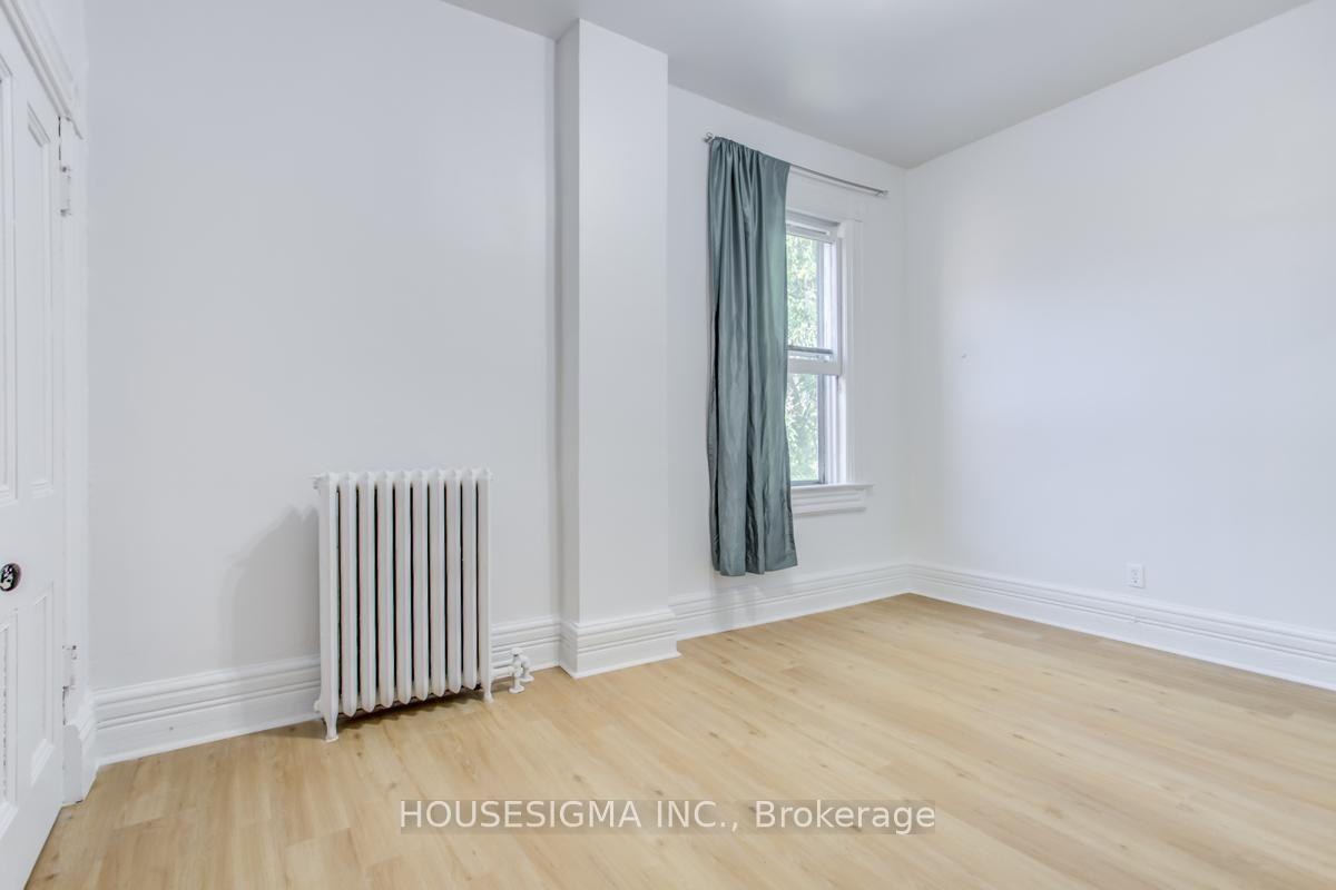 Photo 8 of Unit 2, 663 Huron Street, Toronto, The Annex — HOMEH