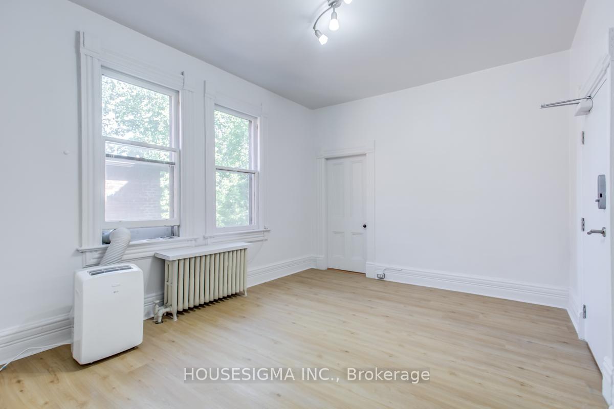 Photo 10 of Unit 2, 663 Huron Street, Toronto, The Annex — HOMEH