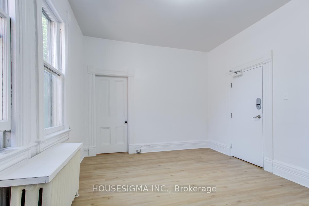 Photo 12 of Unit 2, 663 Huron Street, Toronto, The Annex — HOMEH