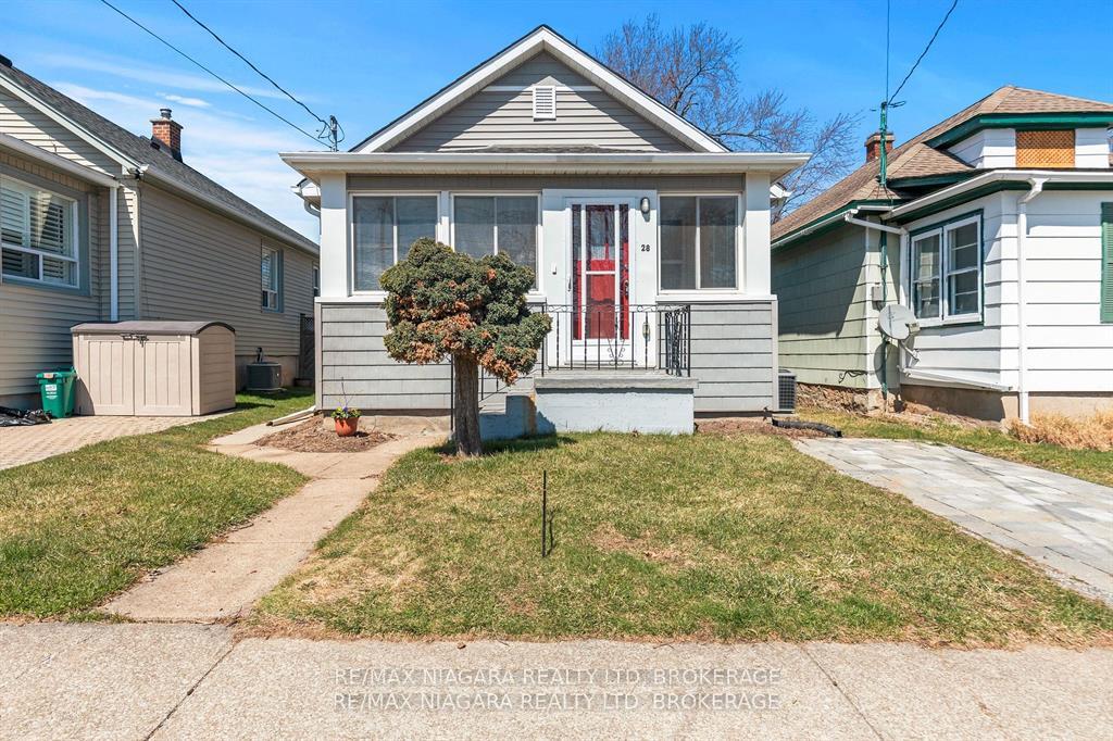 Photo 2 of 28 Ann Street, Thorold, Thorold Downtown — HOMEH