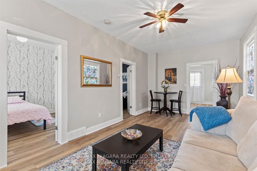 Photo 5 of 28 Ann Street, Thorold, Thorold Downtown — HOMEH
